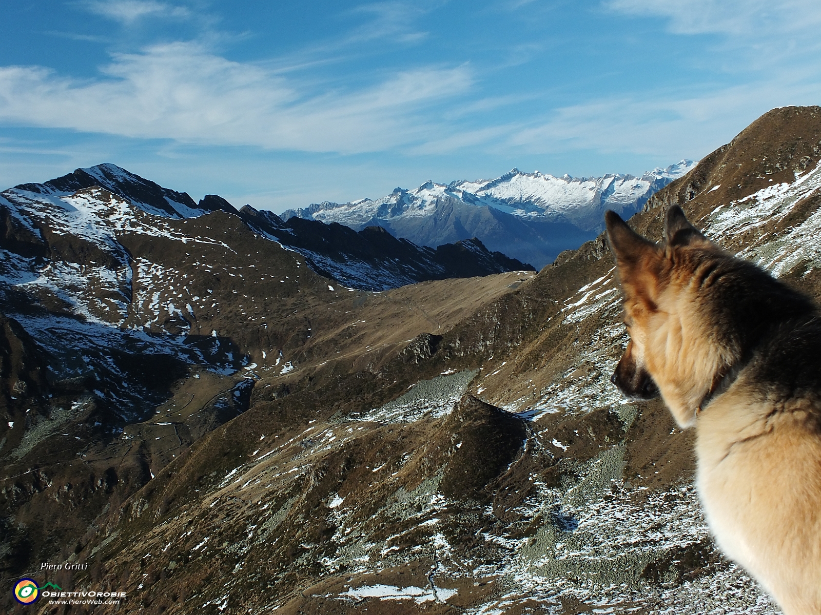 65 ed un'altra col Passo di Tartano, Cima Lemma  ed Alpi.JPG
